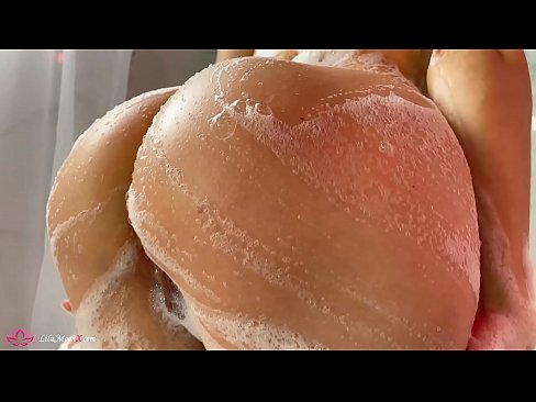 ❤️ Brunette pussy bibragailuarekin masturbatzen du dutxan orgasmo bizia lortzeko ❤❌ Izorratu bideoa  %eu.megaofertas.topan ❌❤